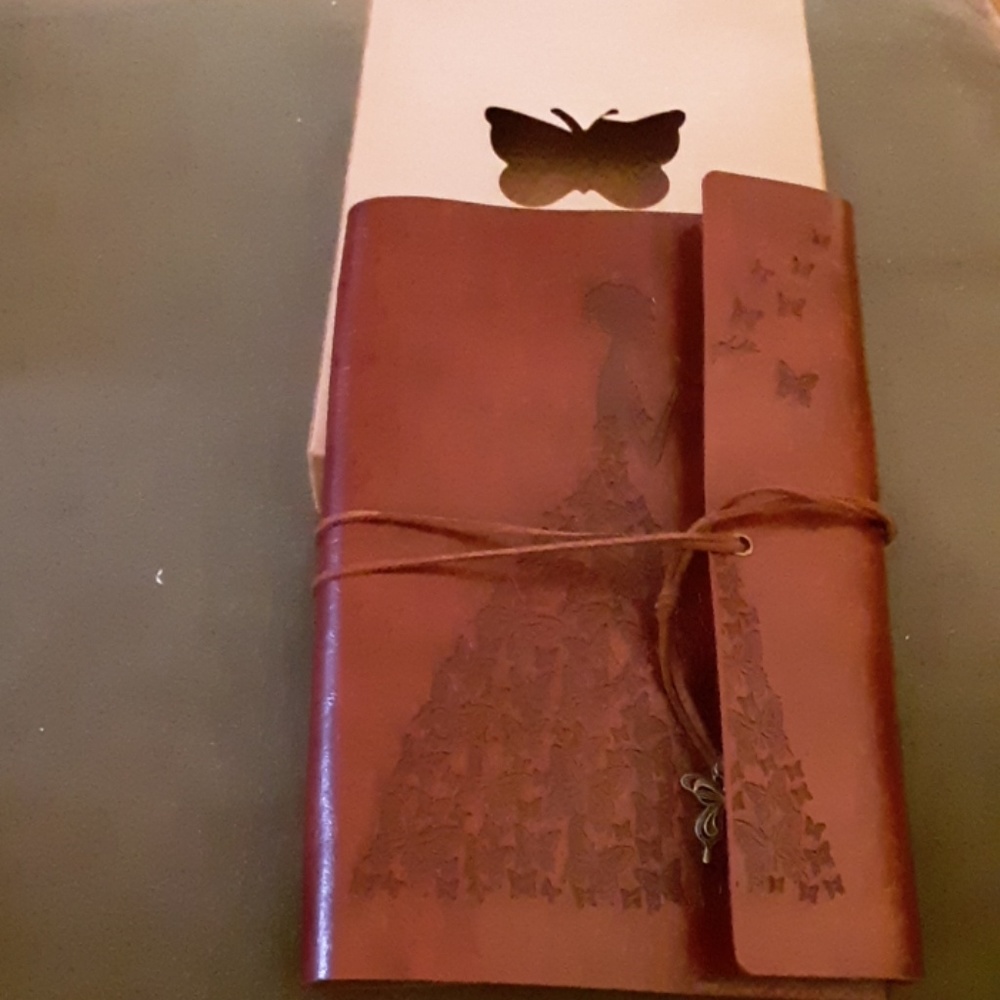 BRAND NEW leather journal large